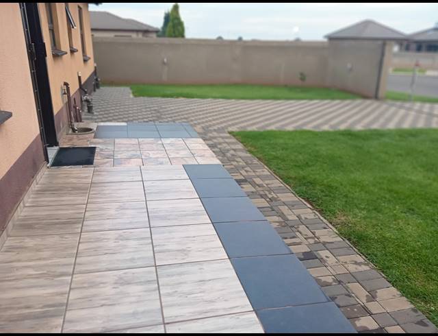 3 BEDROOM HOUSE FOR SALE IN WINDMILL PARK